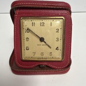 Vintage New Haven Art Deco‎ Traveling Clock Folding Wind Up Works